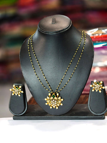 Black Beads chain with locket-JW1002
