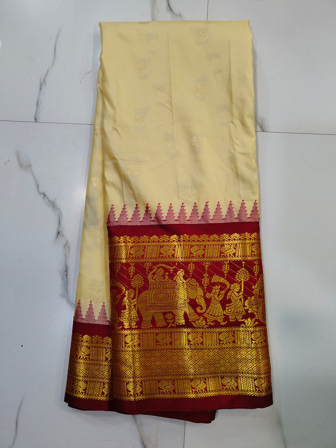 Gadwal pattu F220