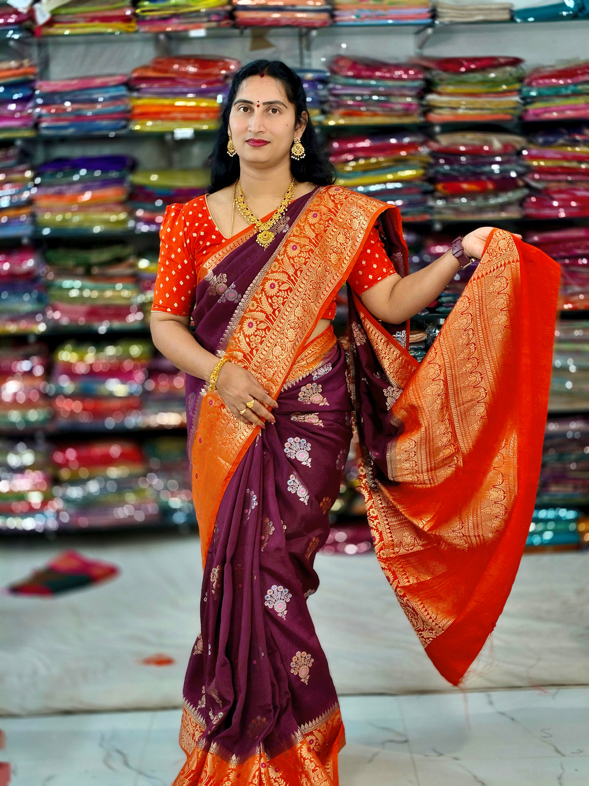 Lightweight pattu 372