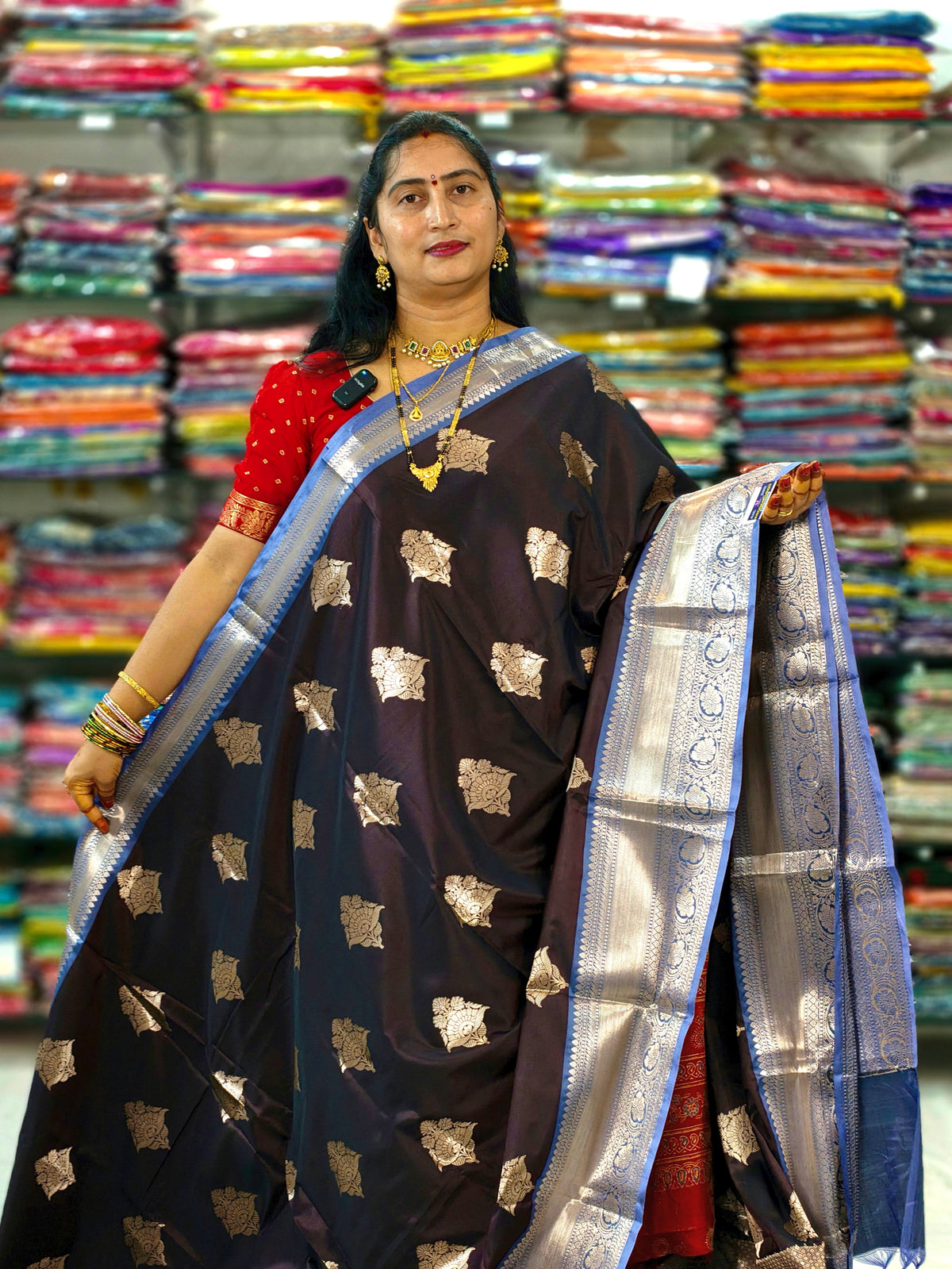 Lightweight soft pattu 325